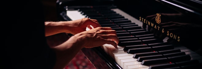 PRIVATE PIANO NIGHT